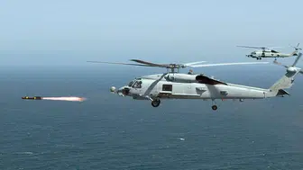 ABD donanmasına ait helikopter Umman Denizi’ne düştü