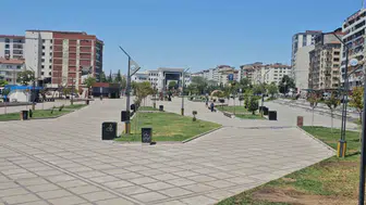 Elazığ’da hayat durdu Kavurucu sıcaklar meydanları boşalttı