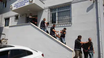 Kocaeli merkezli kaçakçılık operasyonunda şebeke çökertildi