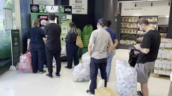 Plastik şişeleri geri getirip para kazanma dönemi başladı