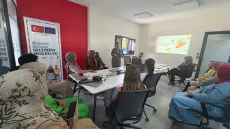Kadınların dijital dünyadaki gücü eğitimle artıyor