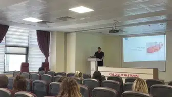 Çine Devlet Hastanesi sağlık personeline emzirme eğitimi verdi