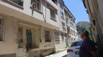 Hatay’da alzaymır hastası kadının çığlıkları mahalleyi ayağa kaldırdı