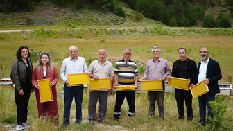Ladik Akdağ balı artık markalaşıyor