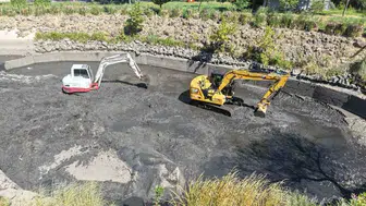 Manisa Kent Park’ta koku ve sinek temizliği başladı