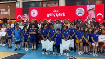 Edirne'de öğrencilere spor başarısı ödülü
