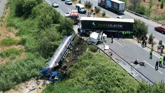 Denizli’de tır dehşeti Bir kişi hayatını kaybetti