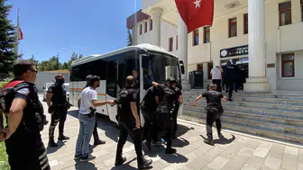 Afyonkarahisar’da minibüs durağındaki silahlı kavgada 10 kişi tutuklandı