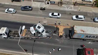 Alanya'da tır kazası trafiği felç etti