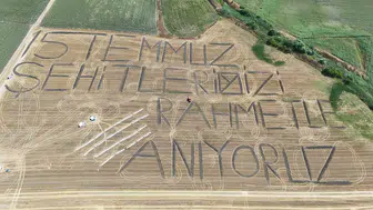Kırklareli’nde 45 dönümlük tarlaya dev 15 Temmuz mesajı yazıldı