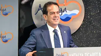 Antalya esnafı yüksek kredi maliyetleri altında eziliyor
