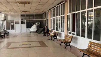 Adana otogarında kavurucu sıcak yolcuları canından bezdirdi