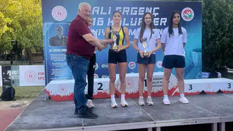 16 yaşındaki Yağmur dünya atletizm sıralamasında zirveye çıktı
