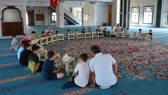 Bilecik’te camiler çocuk sesleriyle doldu
