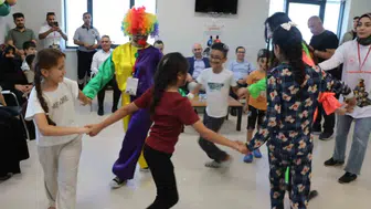 Ceylanpınar Devlet Hastanesi’nde tedavi gören çocuklara sürpriz moral etkinliği