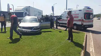 Seydişehir’de kamyon ve otomobil çarpıştı