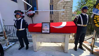 Uzman çavuş Yalçın Çolak memleketinde son yolculuğuna uğurlandı