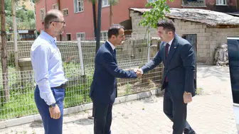 Çatak Kaymakamı Abdullah Sarı eğitimde yeni dönem hazırlıklarını inceledi