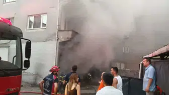 Ereğli'de boş binadan dumanlar yükseldi