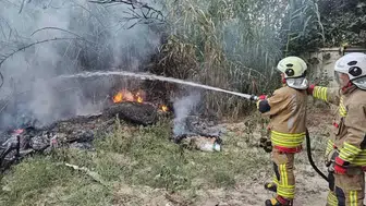 Hatay Defne’de korkutan sazlık yangını
