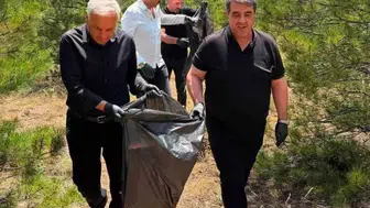 Anahtar Parti Kırşehir ekibi ormanda temizlik yaptı