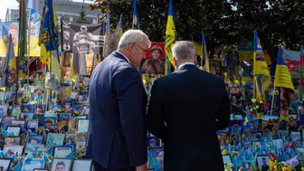 Hakan Fidan Kiev’de savaşta ölenleri andı