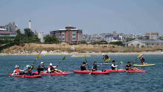 Büyükçekmece’de deniz coşkusu 100 sporcuyu bir araya getirdi