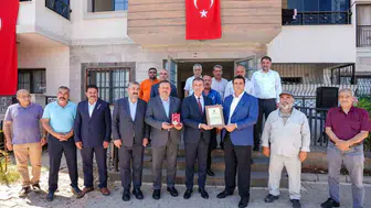 Gaziantep'te baklava satışından gelen gelirle şehit ailesine ev alındı