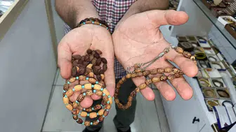 Sivaslı ustadan zeytin çekirdeği karşılığı el emeği hediye