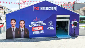 Ümraniye’de üniversite adayları için tercih destek çadırı kuruldu