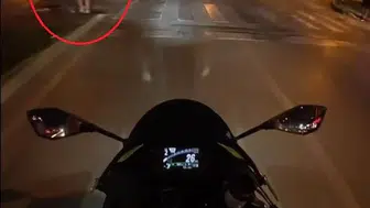 Bursa'da sarı ışık ihlali kaldırımdaki yayaları ölümle burun buruna getirdi