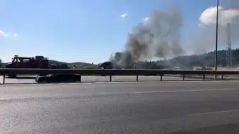Bursa yolunda tır yangını trafiği felç etti