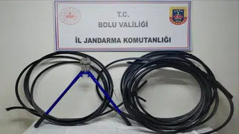 Bolu'da kablo hırsızı evinde yakayı ele verdi