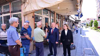 Aydın Valisi Germencik sokaklarında esnaf ve kursiyerlerle buluştu