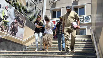127 yıl hapis cezası olan kadın hırsız operasyonla yakalandı