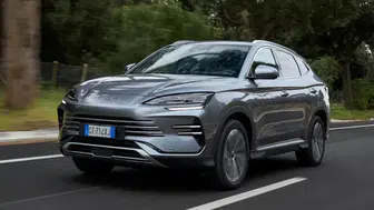 Volkswagen Çinli hibrit otomobillere ağır vergi istiyor