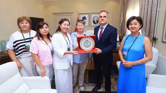 Kazakistanlı öğretmenler Muğla’da eğitim köprüsü kuruyor