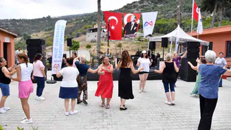 Mersinli kadınlar el emeği ürünlerini Hamzabeyli’de kazanca dönüştürdü