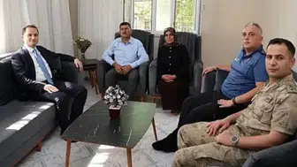 Kurtalan Kaymakamı Başara ilk mesaisini şehit ailelerine ayırdı