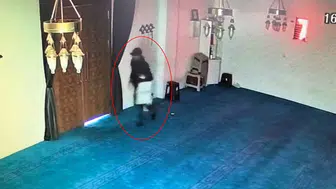 İnegöl'de camiye giren hırsız iki aylık bağışı dakikalar içinde çaldı