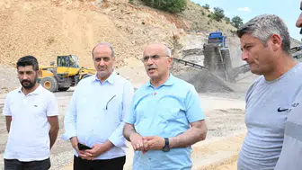 Malatya kırsalında yol yapım maliyeti mobil tesislerle düşüyor