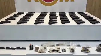 Samsun polisine yakalanan araçtan cephanelik çıktı
