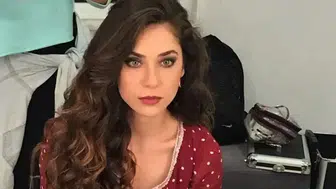 Fulya Zenginer gelen kilolu yorumuna sessiz kalmadı