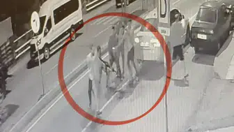 Samsun'da sokak ortasında dehşet anları kameraya yansıdı