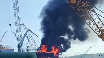 Aliağa'da gemi söküm tesisinde büyük yangın paniği