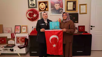 Hatay Belediyesi 15 Temmuz şehitlerinin ailelerini evlerinde ziyaret etti