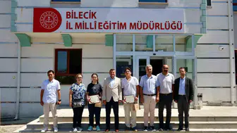 Bilecik'in gurur tablosu öğrencilere ödül