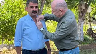 Denizli'de rozet takma krizi Belediye başkanı transferi yalanladı
