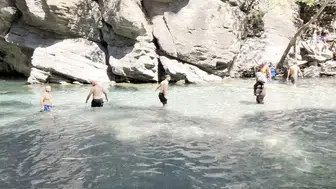 Edremit'te alevler kanyona sıçradı