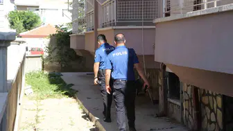 Karaman'da ikinci kattan beton zemine düşen adam ağır yaralandı